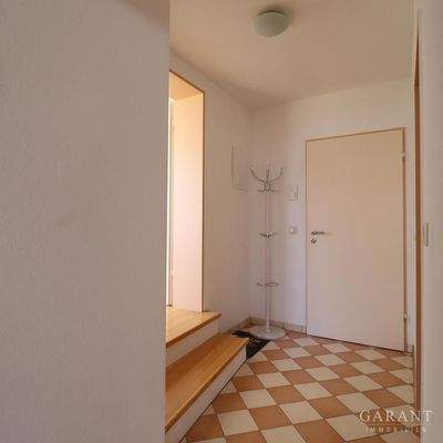 Eingang und Zugang Neberaum