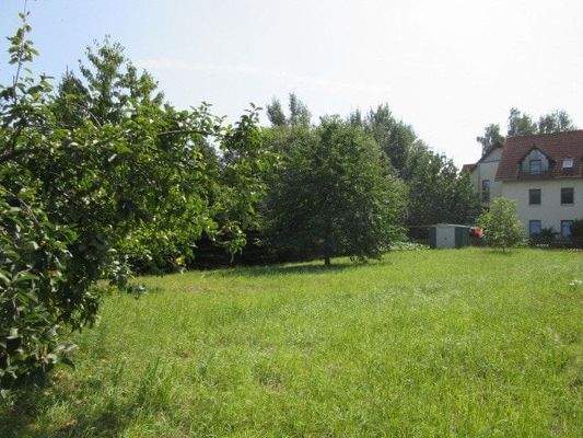 Blick auf Grundstück