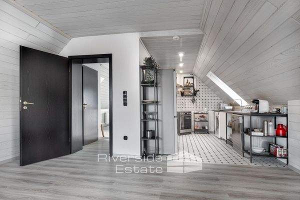 Offenes Wohnkonzept: Küchenbereich DG Maisonette-Wohnung 