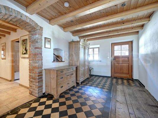 großzügiger Eingangsbereich