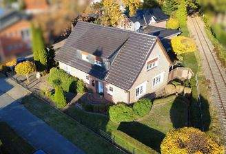 Doppelhaus mit Garten