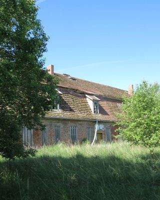 Rückwärtige Fassade (Grdst.)