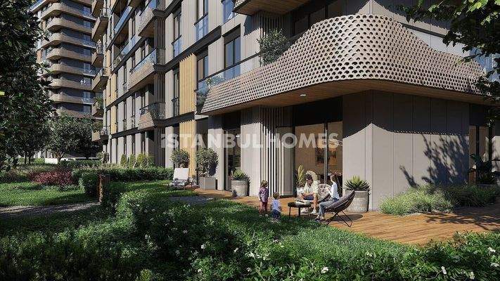 Spacious Flats in a Family Concept Complex in Bahcelievler