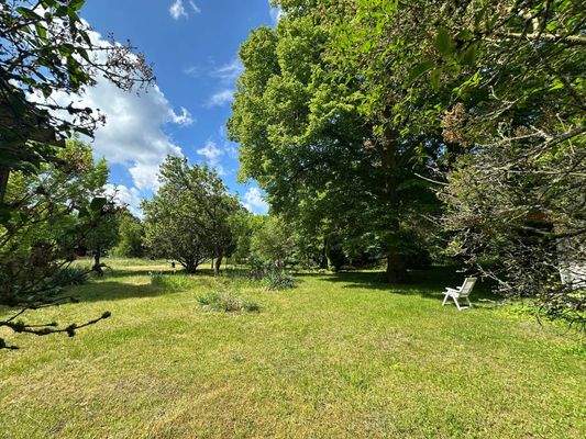 Garten und Teil der bebaubaren Fläche