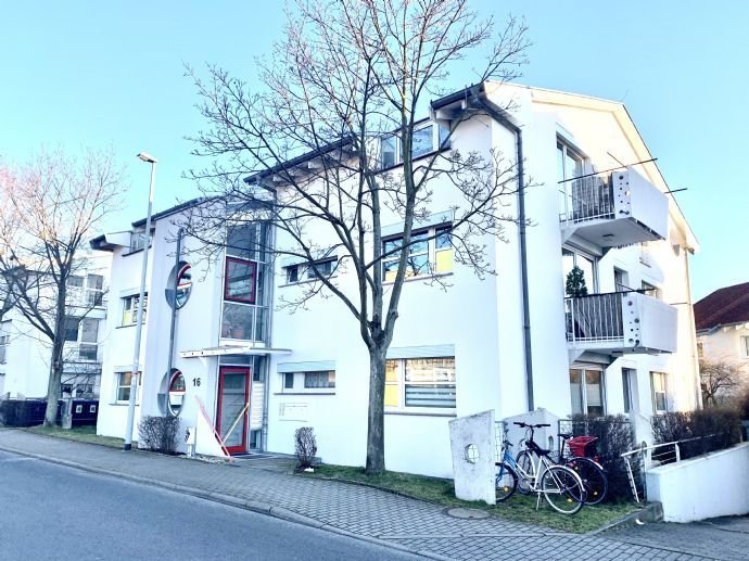 2 Zimmer Wohnung in Dresden (Kleinzschachwitz)