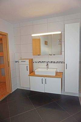 Großes Bad OG Bild 2