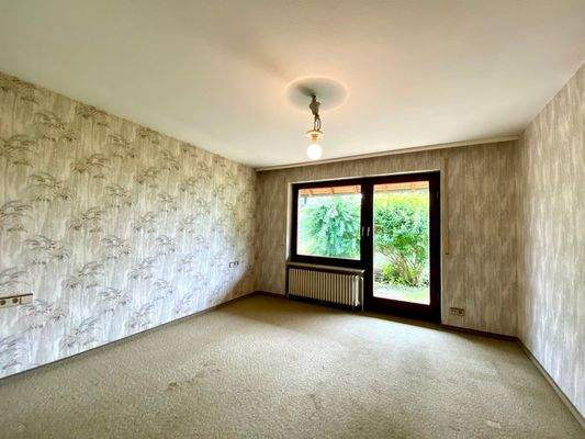 Schlafzimmer mit Gartenzugang