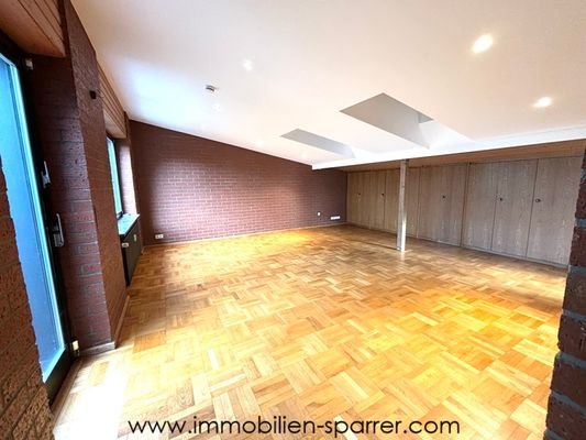 5-123_Schlafzimmer (2).jpg