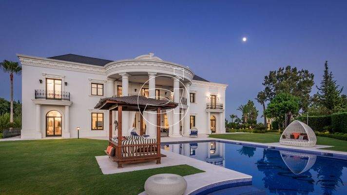 Villa in Marbella East