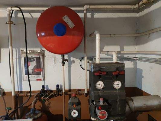 Innen 1 Hohenseeden.jpg