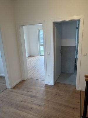 Diele OG Ansicht Eltern & Badezimmer