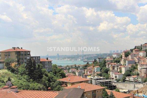 Privileged Apartments in Complex with Pools in Istanbul