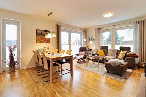 Wohn- und Essbereich