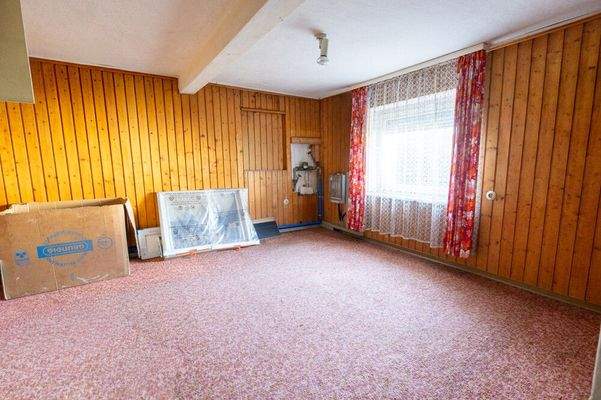 Zimmer im Hanggeschoss