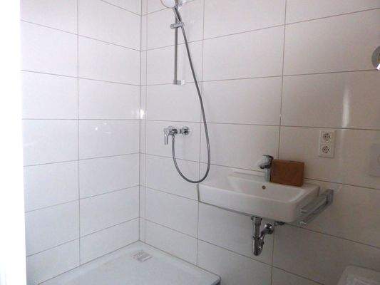 Dusche.JPG