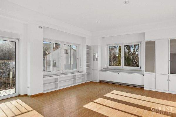 1-OG-links-Wohnzimmer