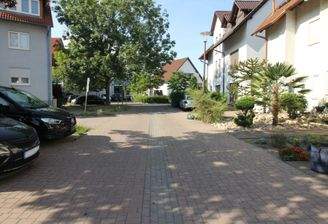 Straßenansicht