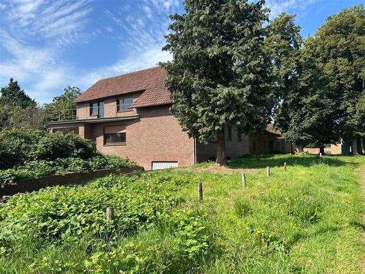 Bilck zum Balkon im OG