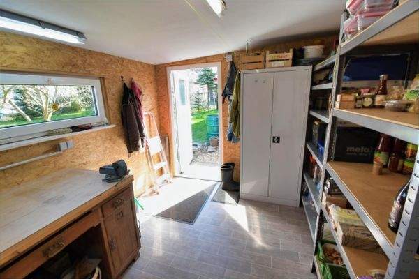 gedämmte Werkstatt/Abstell