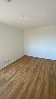 Schlafzimmer_Bild 1.jpg