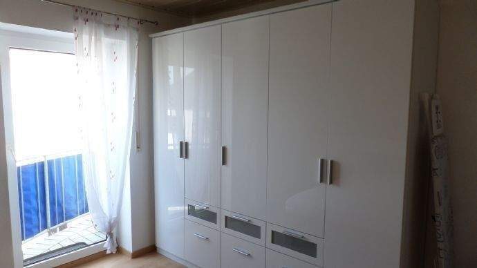 SZ mit Zugang Balkon