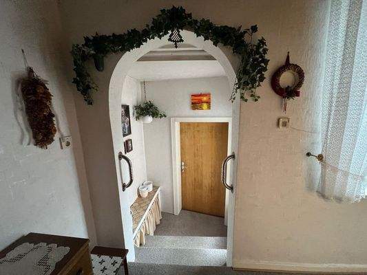 Zugang zum Nebengebäude