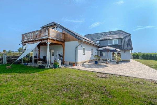 DI - Forbes Global Properties