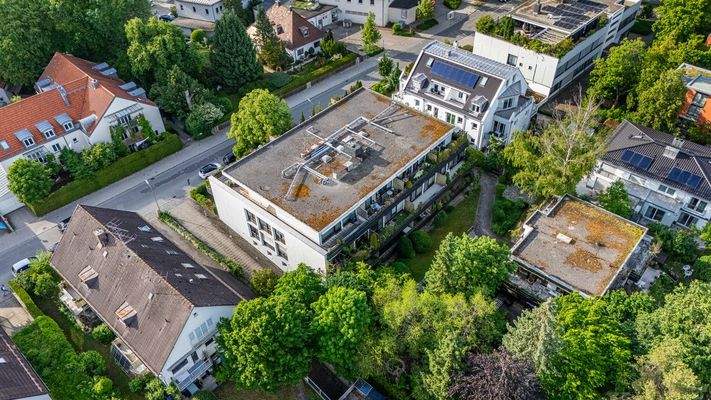 Ruhiger und grüner Innenhof