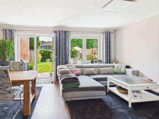 Wohnzimmer - Lütt Immobilien - Selent 