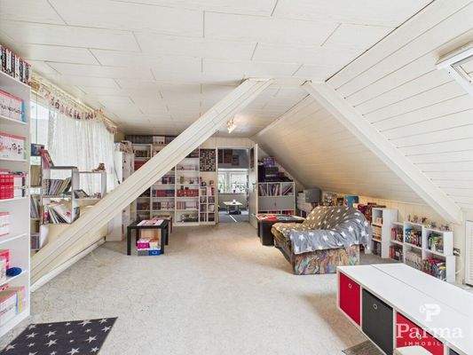 Arbeits- bzw. Hobbyraum