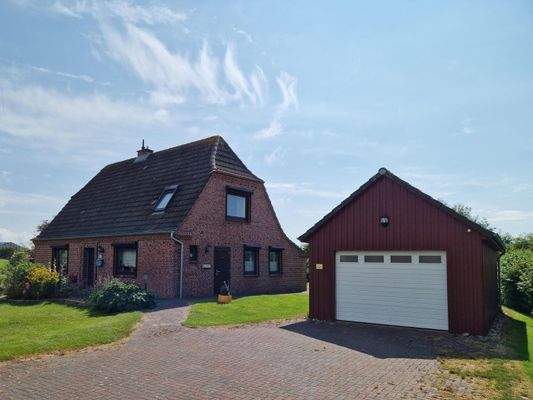 Objekt Auffahrt und Garage