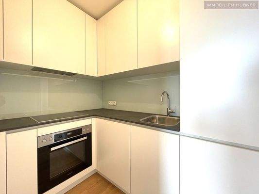 top ausgestattete Küche