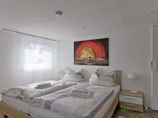 OG, hinteres Schlafzimmer, Doppelbett