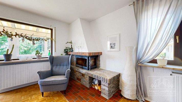 OG - Wohnzimmer mit Holzofen