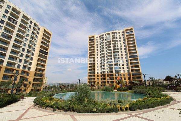 Chic Flats in a Comprehensive Project in Avcilar Istanbul