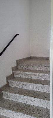 Hausflur, Treppe zum DG