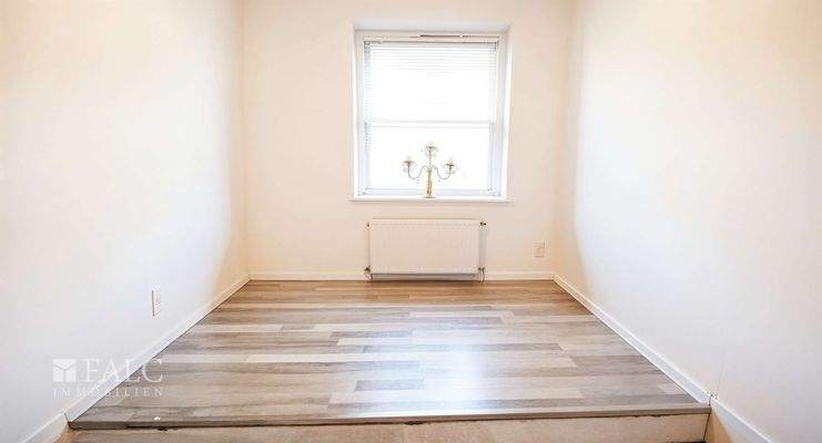 Kinderzimmer, Leer (unmöbliert) - (KI generiert)