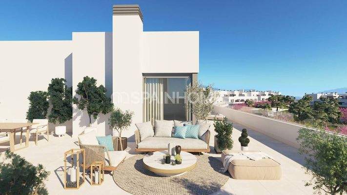 Low Maintenance Cost Real Estate in Prima Location in Estepona