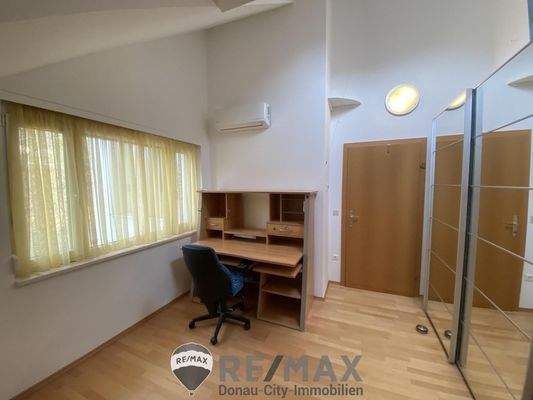 15 Arbeitszimmer (2)