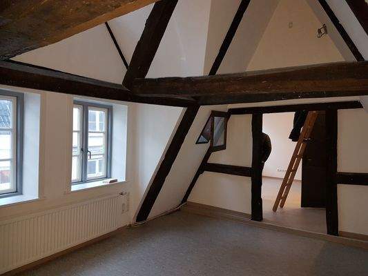Zweites Obergeschoss mit Fläche zum Lagern...