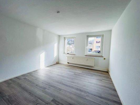 Wohnzimmer Wohnung 1 im EG links