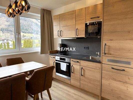 voll ausgestattete Küche