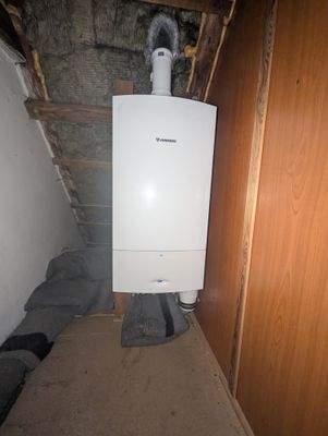 Gastherme aus 2010 im Spitzboden des Wohnhauses
