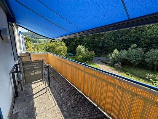 Ihr Balkon vor der Küche