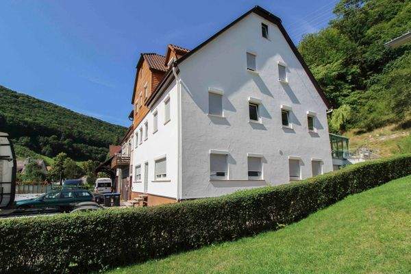 Straßenansicht Haus