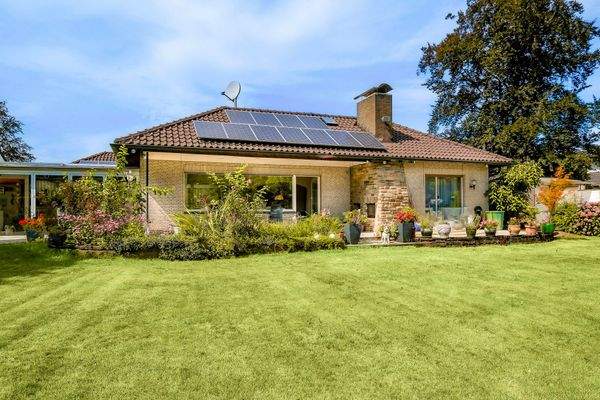 Eine absolute Rarität,  beste Lage in Meerbusch