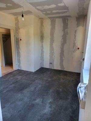 Küche Richtung Flur.jpg