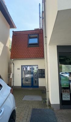 Eingang Haus.JPG