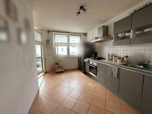 Zugang Wohnzimmer und Balkon