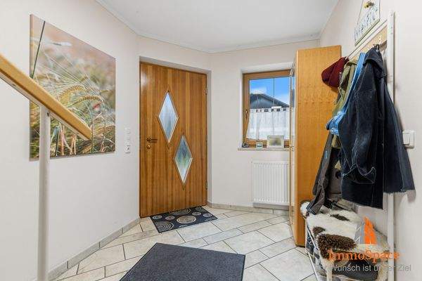 Blick auf den Eingangsbereich des Neubaus